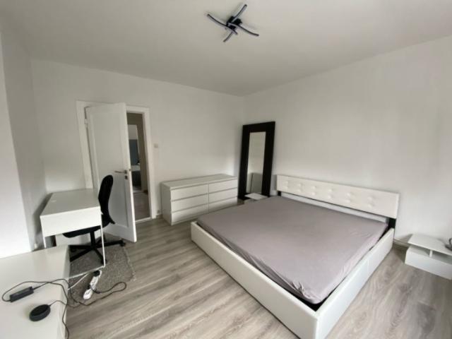 lovely room / schönes wg zimmer in neustadt