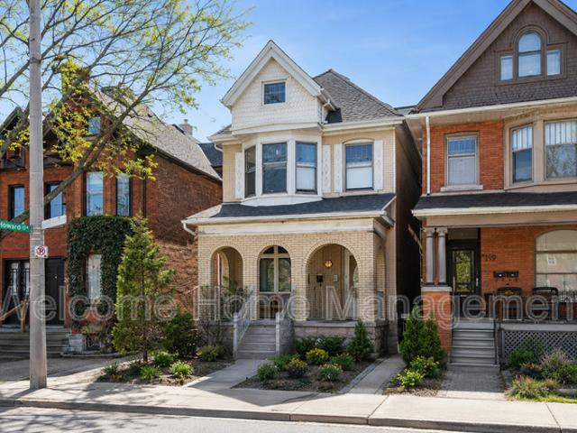 Lovely Renovated Main Floor Unit in Hamilton!