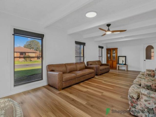 Lovely & Renovated Family Home!