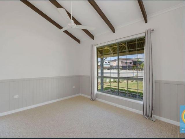LOVELY RENOVATED HOME, WALK TO ALL SCHOOLS & SHOPS!