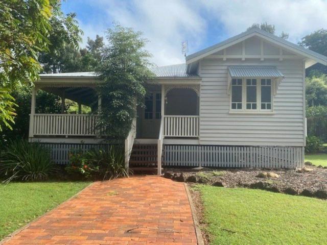 Lovely renovated Queenslander