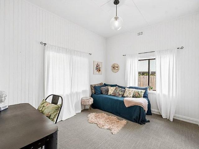 Lovely Renovated 3 Bedroom Home in Quiet Location