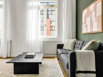 Lovely Wieden 1BR w/ Elevator, walk to city center & Metro