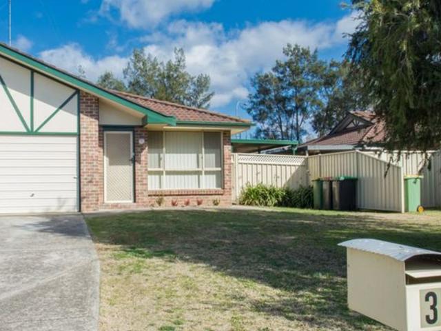 Lovely Three Bedroom Duplex in a Convenient Location!