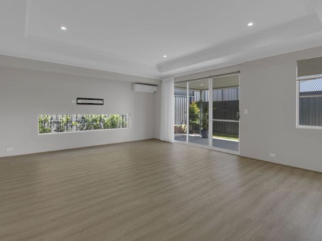 Lovely Three Bedroom Home in Baldivis