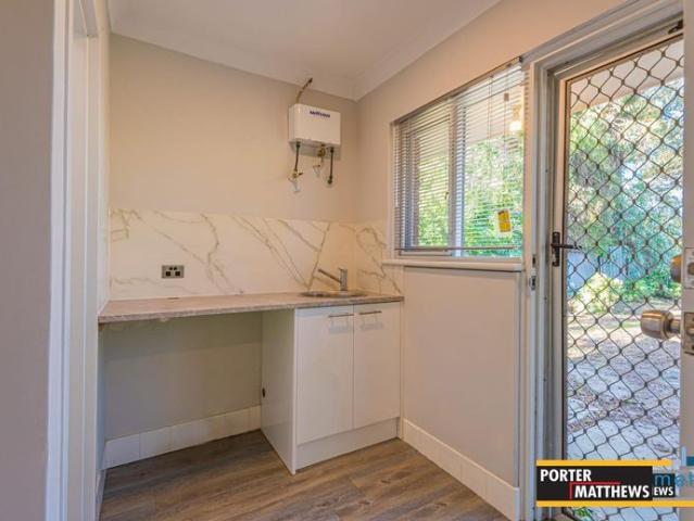 LOVELY TWO BEDROOM DUPLEX!
