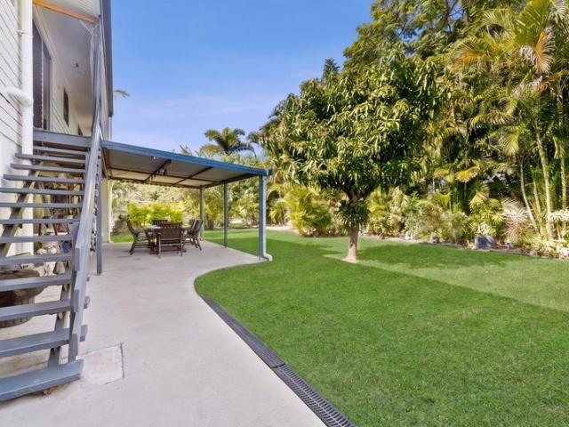 Lovely Updated Family Home in a Private Setting, Huge Rumpus Room