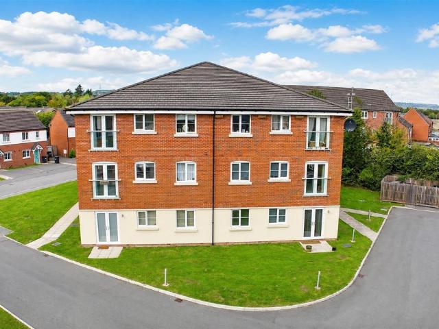 Lovett Place, Gobowen SY11, 2 bed flat to rent, £865 pcm | PrimeLocation