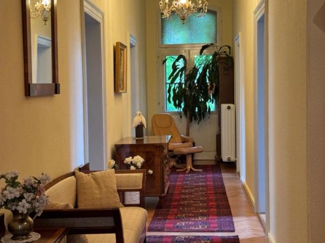 Lovingly exclusively furnished, spacious Art Nouveau apartment in Bayreuth, Bayreuth Amsterdam Apartments for Rent