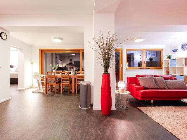 Lovingly furnished & bright home in the heart of the city, Dusseldorf Amsterdam Apartments for Rent