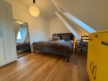 Lovingly furnished & stylish apartment with good transport links, Dresden