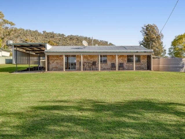 Lovingly Renovated Peaceful Location