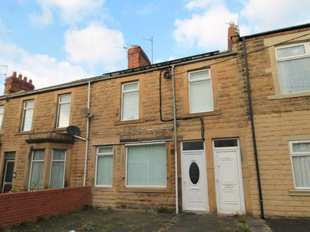 Lowthain Terrace, Columbia. 2 bed flat to rent £625 pcm £144 pw
