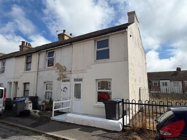 Lowther Road, Dover CT17, 2 bed property to rent, £1,000 pcm | PrimeLocation