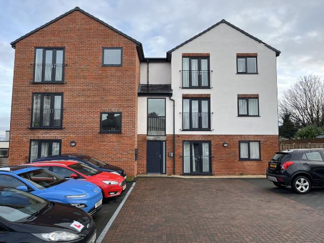 Low Gables LS12, 1 bed flat to rent, £750 pcm | PrimeLocation