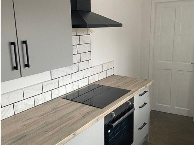Low Fell, Newcastle Upon Tyne NE8, 3 bed flat to rent, £960 pcm | PrimeLocation
