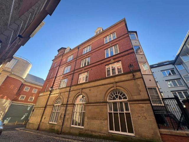 Low Friar Street, Newcastle Upon Tyne. 1 bed apartment to rent £995 pcm £230 pw