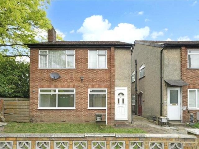 Low Hall Lane, Walthamstow E17, 2 bed flat to rent, £1,900 pcm | PrimeLocation