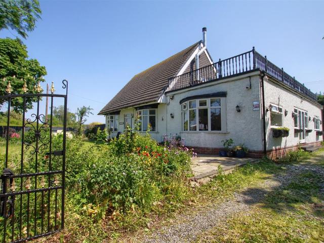 Low Lane, High Leven, Yarm TS15, 5 bed detached bungalow to rent, £2,000 pcm | PrimeLocation