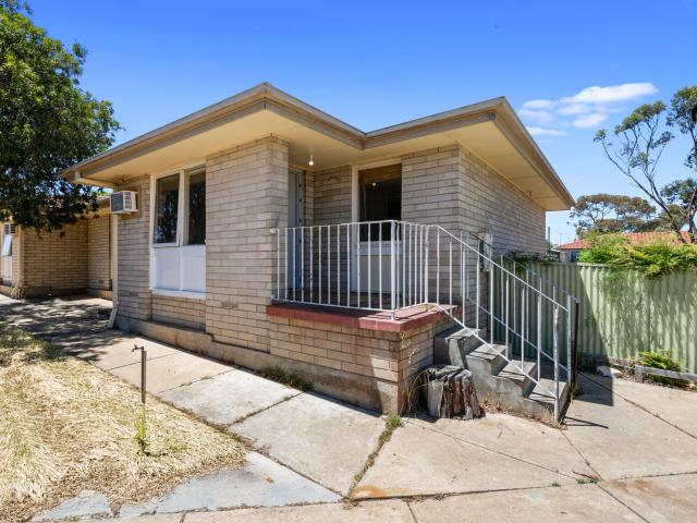 Low maintenace home in Murray Bridge! Open inspection Wednesday 10/06/2026 from 5:20pm 5:35pm and Friday 12/06/2026 from 5:20pm 5:35pm