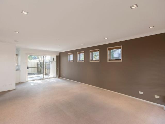 LOW MAINTENANCE 3 BED TOWNHOUSE