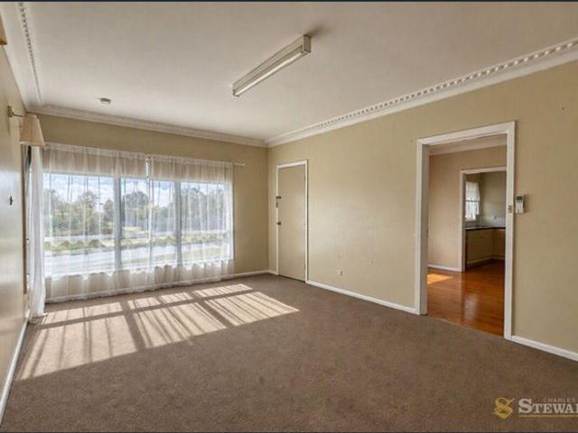 Low maintenance 3 bedroom home