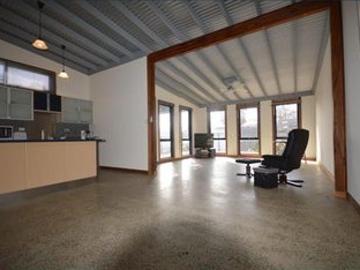 Low maintenance 3 bedroom home plus study!