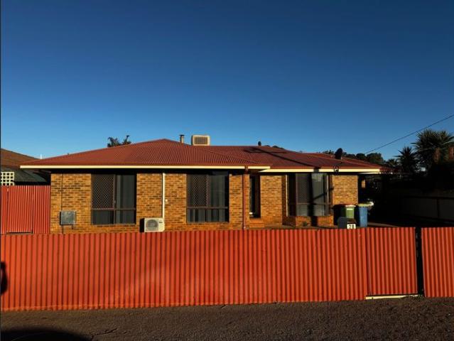 LOW MAINTENANCE 3x1 HOME