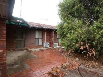 Low Maintenance 2 x1 Unit Offering Comfort and Convenience
