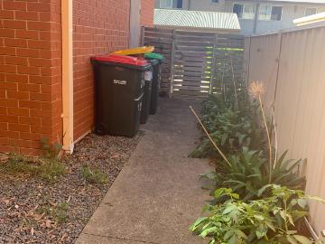 Low Maintenance 2 Bedroom Unit in Convenient Metford Location