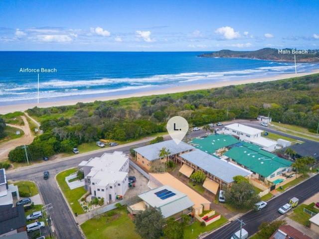 Low Maintenance Coastal Base By The Beach