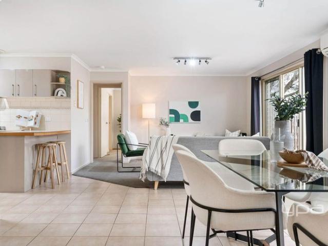 LOW MAINTENANCE COASTAL LIVING – JUST 450M TO THE BEACH