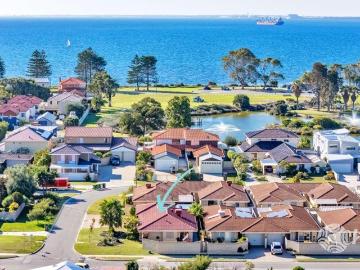 Low Maintenance Coastal Living Just Moments From the Ocean