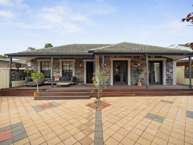 Low Maintenance Coastal Retreat in Somerton Park