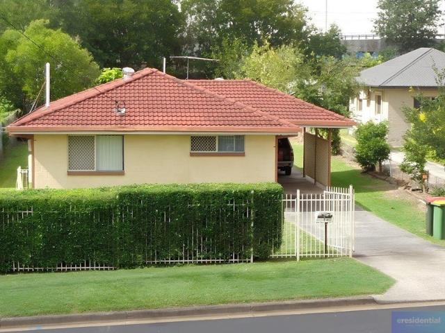 Low Maintenance Comfort in a Brilliant Darra Location