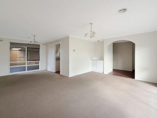 Low Maintenance Comfort Living in Hobsons Bay