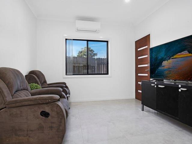 Low Maintenance Comfort & Modern Living