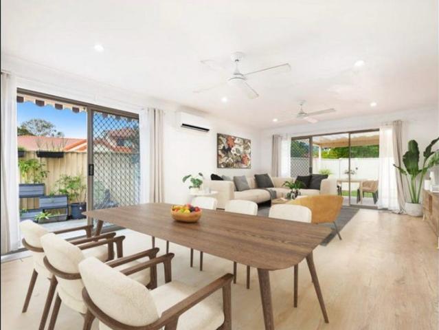 Low Maintenance Coomera Living with Pool, Yard & Added Comfort