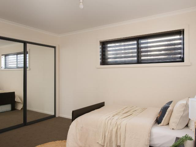 Low maintenance city fringe living