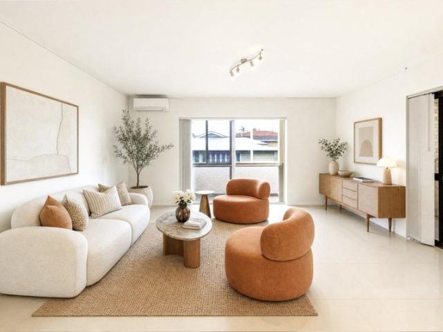 Low Maintenance City Living with Rare Extra Storage Room