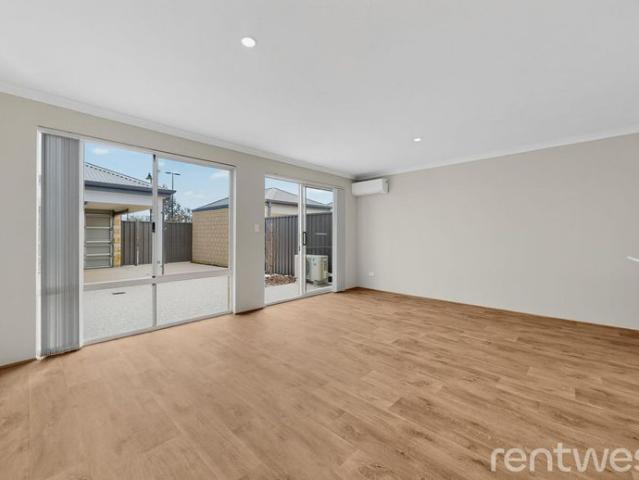 LOW MAINTENANCE AND CLOSE TO IT ALL