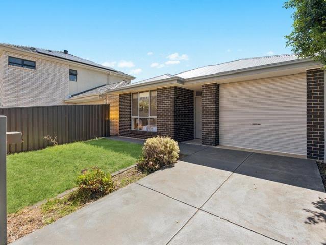 Low Maintenance and Stylish in a Lifestyle Locale