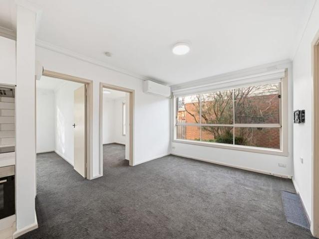 Newly refurbished apartment in the heart of Coburg