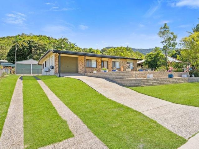 Low Maintenance Block Home with Double Bay Shed