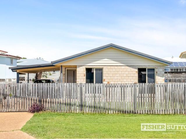 Low Maintenance Brick with Massive Storage/ Man Cave