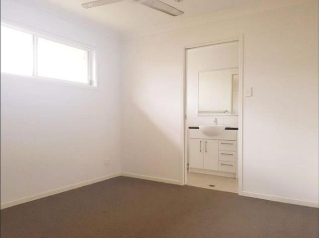 Low Maintenance Duplex in Convenient Raceview Location