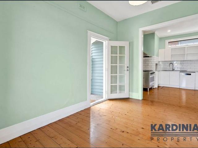 Low Maintenance East Geelong Living