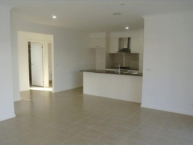 LOW MAINTENANCE FAMILY HOME