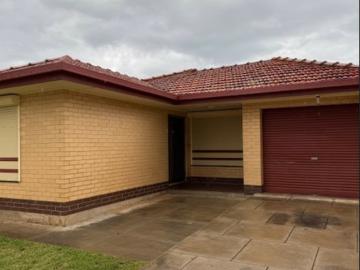 Low Maintenance Family Home!