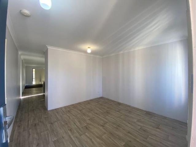 Low Maintenance Family Home!